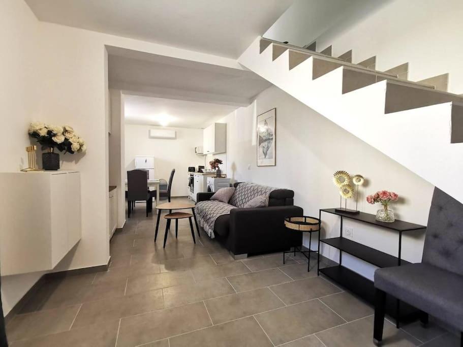 L'Elegant Duplex - Clim I Wifi I Proche Du Centre-Ville Miramas Exteriér fotografie